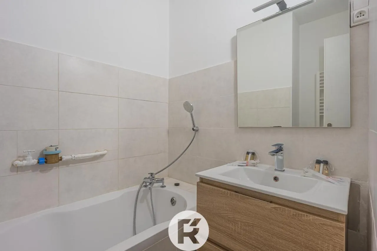R'Apparts T2 Cute & Cozy Valence  Apartment Valence (Drome)